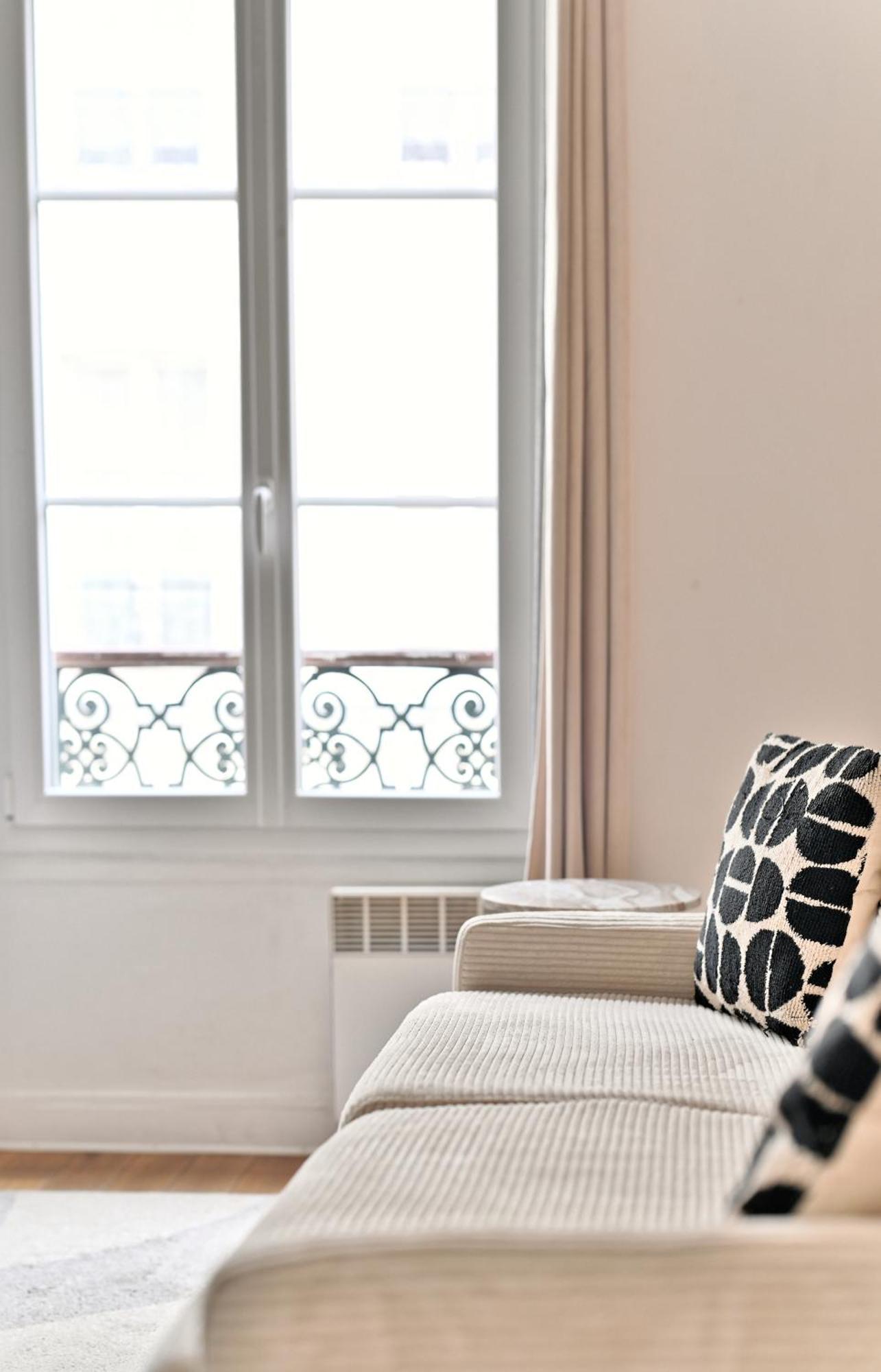 Appartement 2 Pieces #Toureiffel #Invalides París Exterior foto